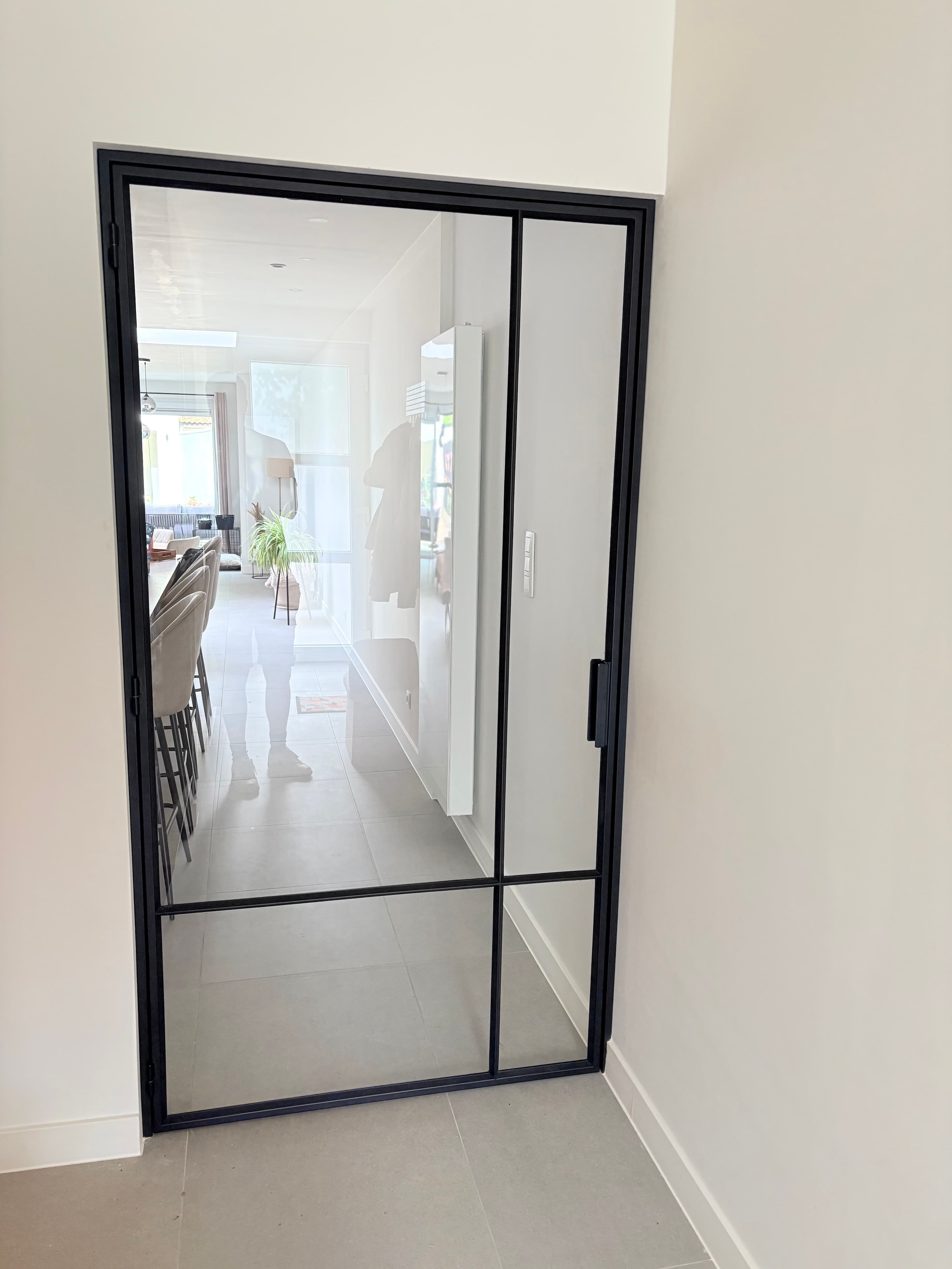 Stalen glazen binnendeur, realisatie 4, beeld 1